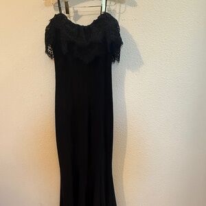 Betsy & Adam Woman's Lace-Trim Off-The-Shoulder Gown Dress Black size 2